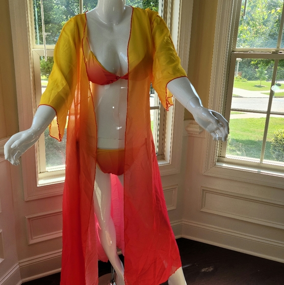 URBAN LOOK SUNRISE OMBRE BIKINI & COVERUP - Picture 5 of 11